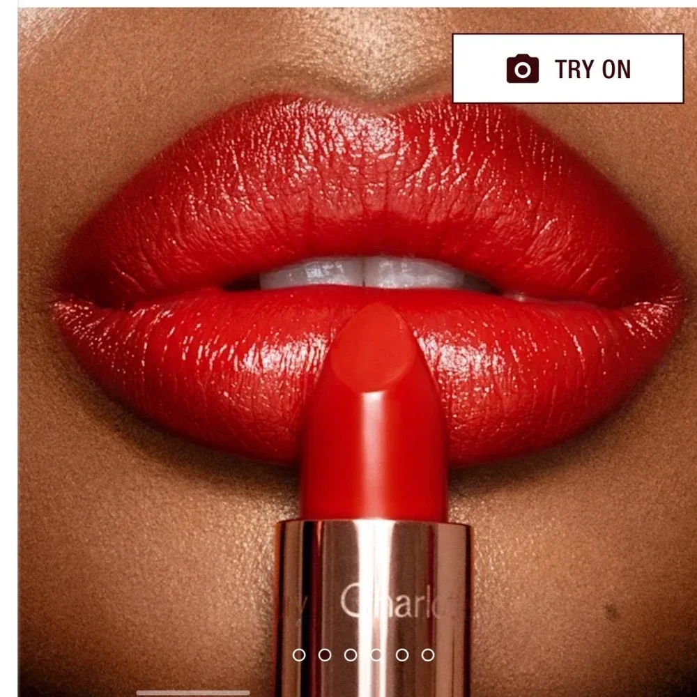 Charlotte Tilbury KISSING Lipstick Love Bite Warm Red Satin Finish 3.5g